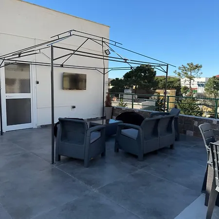 Apartmán Seaside With 70 M2 Terrace & Bbq-150 M From Beach! Golem (Tirana)